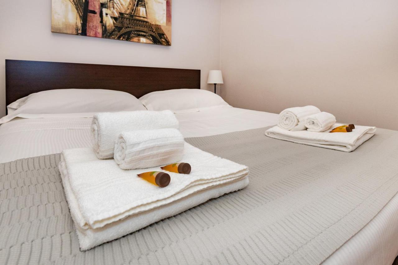 Stesicoro Exclusive Rooms CTA Exterior foto